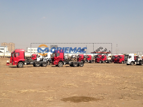 Algeria Customers Visited BEIBEN Mining Truck Factory_5