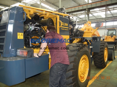 Brazilian Client Visited Changlin Factory for Wheel Loader ZL30H_5