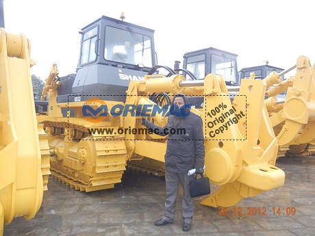 Ethiopian Client Visted SHANTUI Factory for Bulldozer_3