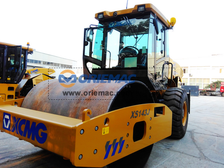 nEO_IMG_XCMG XS143J Road Roller (4)