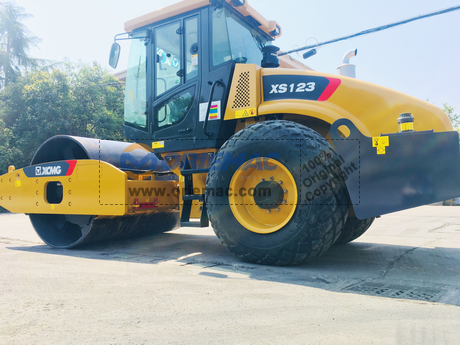 Philippine 1 XCMG XS123 Road Roller (3)