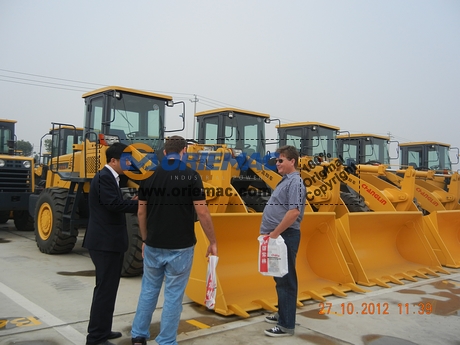 Brazilian Clients Visited Changlin Factory for Exavator & Grader_4