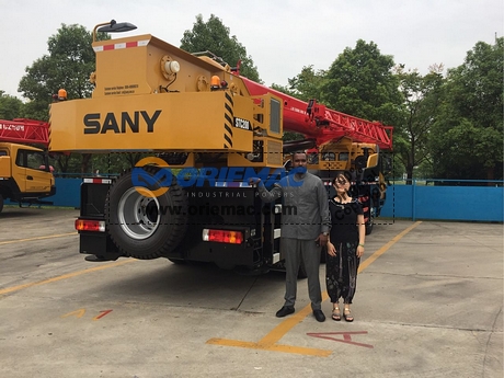 Dubai Client Visited SANY Factory_1