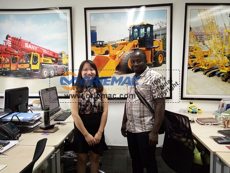 Sierra Leone Client Visit Oriemac Office and Sinotruck Factory for Dump Truck_1