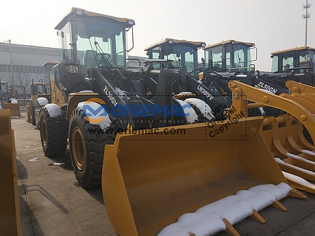 Uzbekistan Customer Visited XCMG Factory for Wheel Loader ZL50GN_4