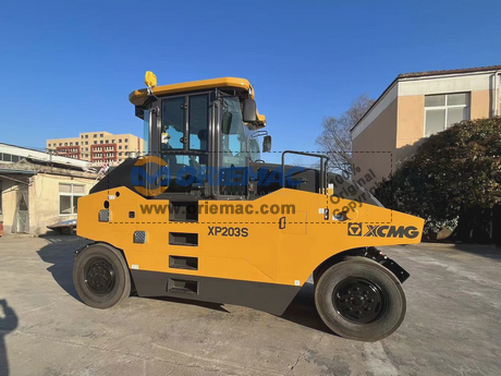 Algeria - 1 Unit XCMG XP203S Road Roller