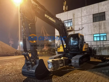 Algeria - 2 Units HYUNDAI HX340HD & 1 Unit HYUNDAI HX220HD Crawler Excavator