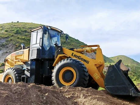 LIUGONG Equipment Supports China-Kyrgyzstan-Uzbekistan Railway Construction