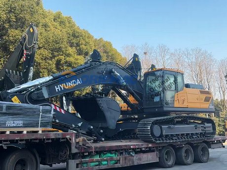 Algeria - 1 Unit HYUNDAI HX340HD Crawler Excavator