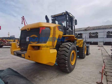 Argentina - 1 Unit LONKING CLG856H Wheel Loader & 1 Unit LONKING CDM7180 Motor Grader