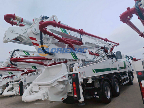 Guinea - 1 Unit XCMG HB43V Concrete Boom Pump Truck