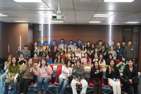 RICH LEGION Hosts Christmas-Themed Event