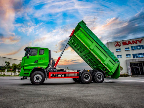 How to Maintain and Service Dump Trucks