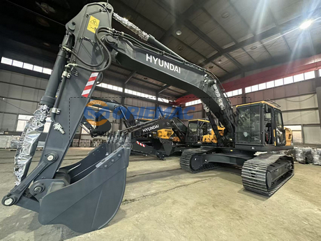Algeria - 1 Unit HYUNDAI HX340HD Crawler Excavator