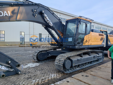 Algeria 1 Unit HYUNDAI HX340HD Excavator