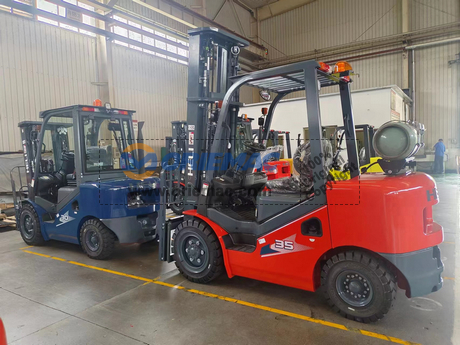 Barbados - 1 Unit HELI CPCD30 & 1 Unit CPQYD30 Forklift