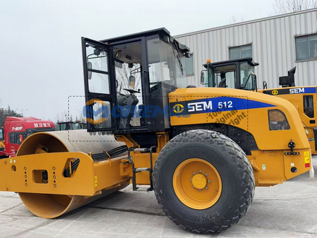 Ghana - 1 Unit SEM 512 Road Roller