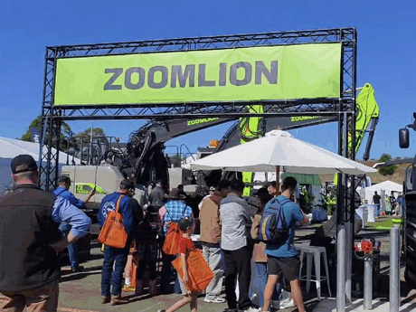 Spotlight on Sydney: ZOOMLION Showcases Its Strength in Earthmoving Machinery