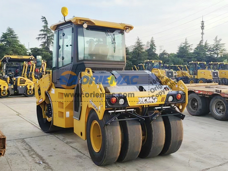 Argentina - 1 Unit SHANTUI DH13-C3 LPG Bulldozer & XCMG XD105TCV Road Roller