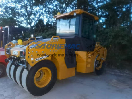 Argentina - 1 Unit SHANTUI DH13-C3 LPG Bulldozer & XCMG XD105TCV Road Roller