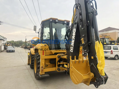 Argentina - 1 Unit XCMG XC8-S3570 Backhoe Loader