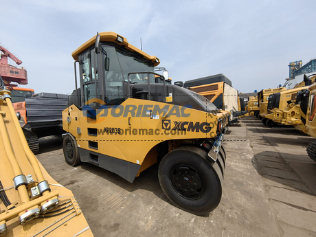 Algeria - 1 Unit XCMG XP203S Tire Roller