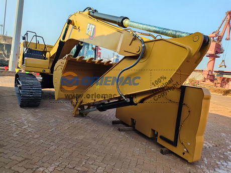 Nigeria - 1 Unit CAT 330 Excavator