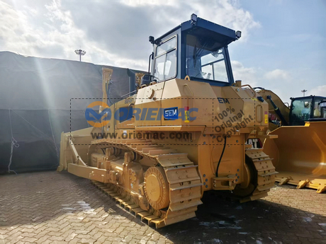 Nigeria - 1 Unit SEM 824F Bulldozer